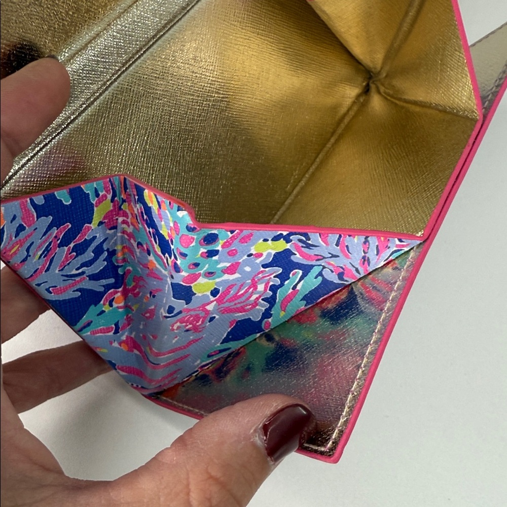 Lilly Pulitzer Sunglass Case Shrimply Chic snap wallet - Picture 10 of 12